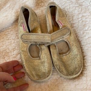 Made in Spain Cienta flats: eu 32, like a 12 us